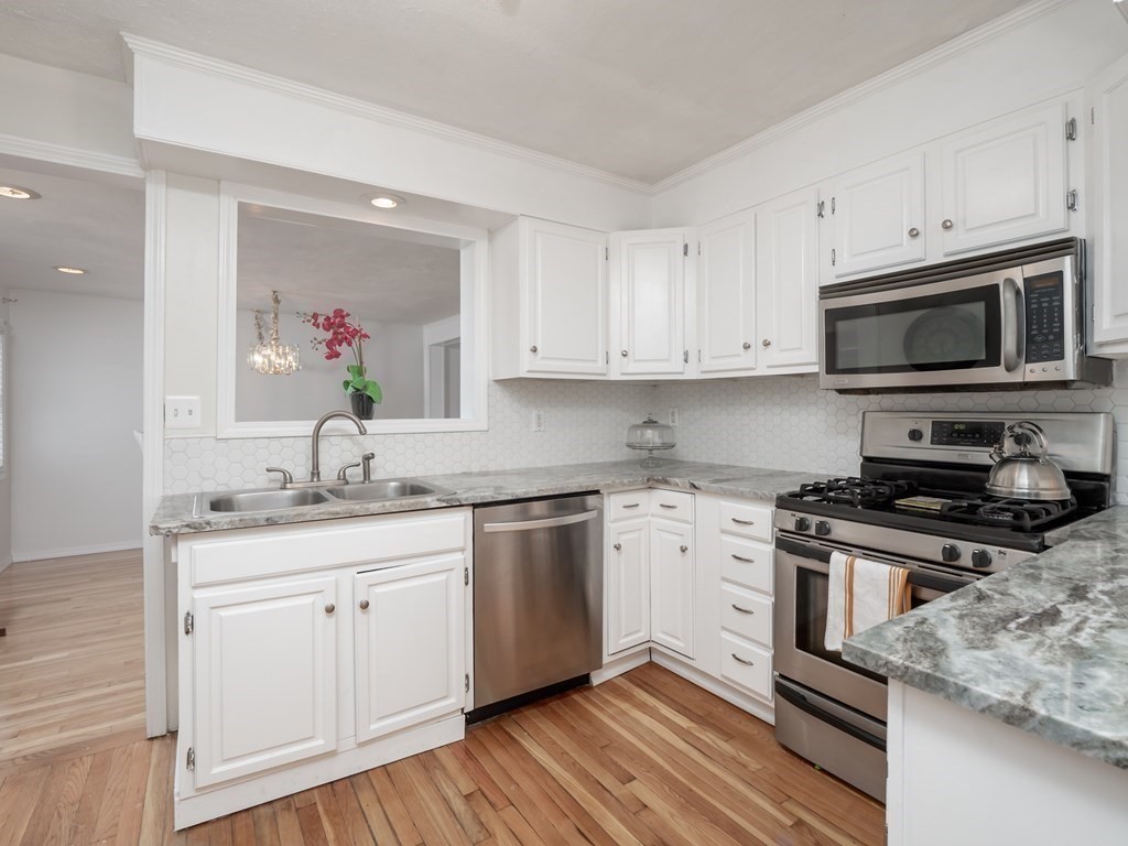 60 Hood Road Tewksbury, MA 01876 - Photo 15 of 37 Gallery Image 15
