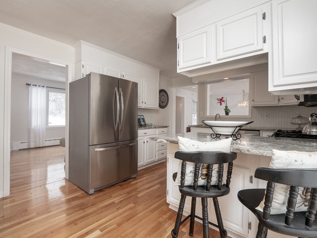 60 Hood Road Tewksbury, MA 01876 - Photo 17 of 37 Gallery Image 17