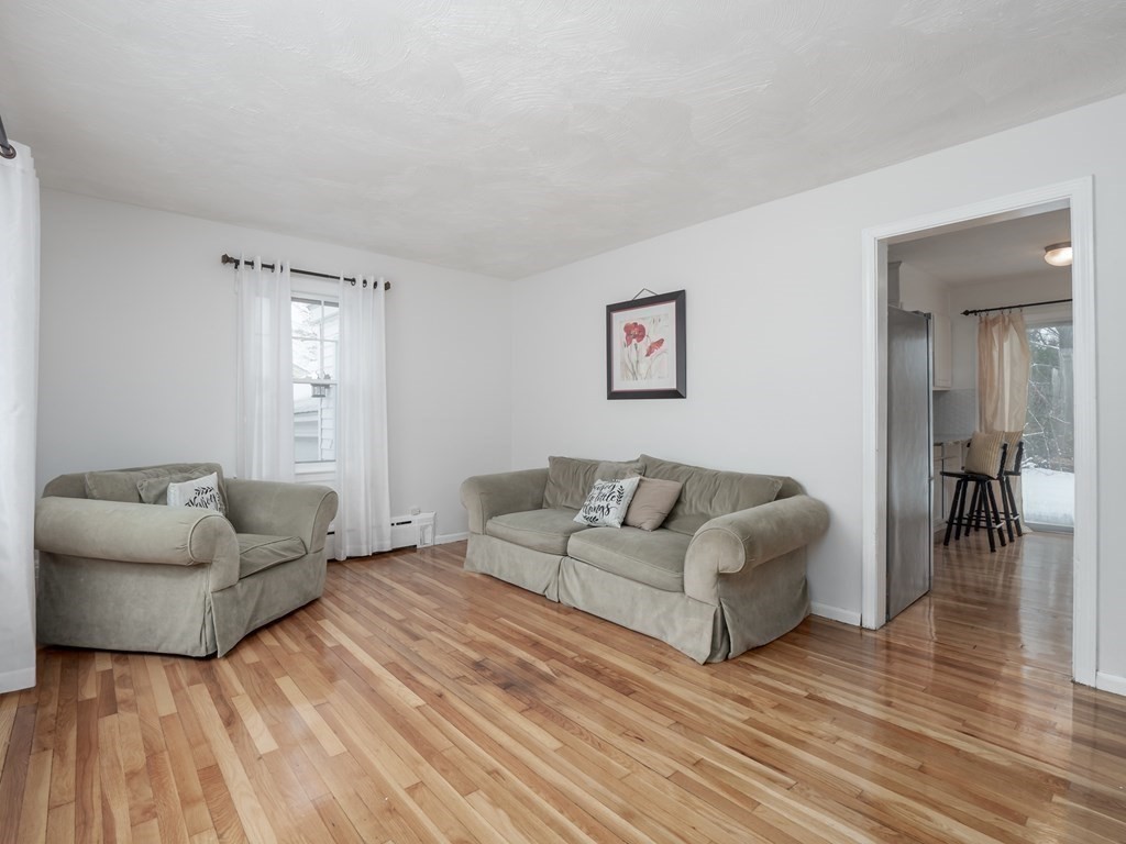 60 Hood Road Tewksbury, MA 01876 - Photo 6 of 37 Gallery Image 6