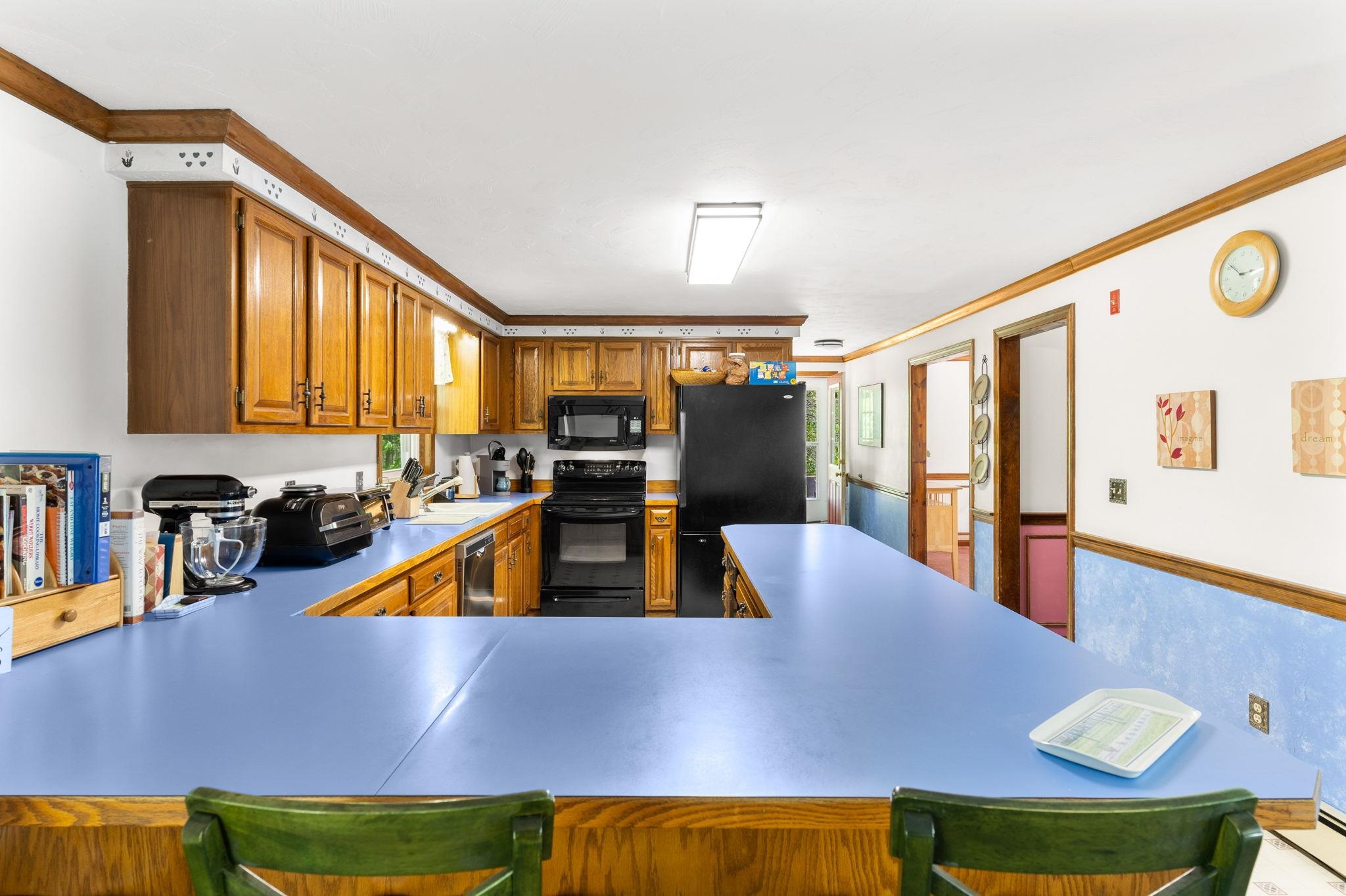 13 Hickory Road Hampstead, NH 03841 - Photo 12 of 32