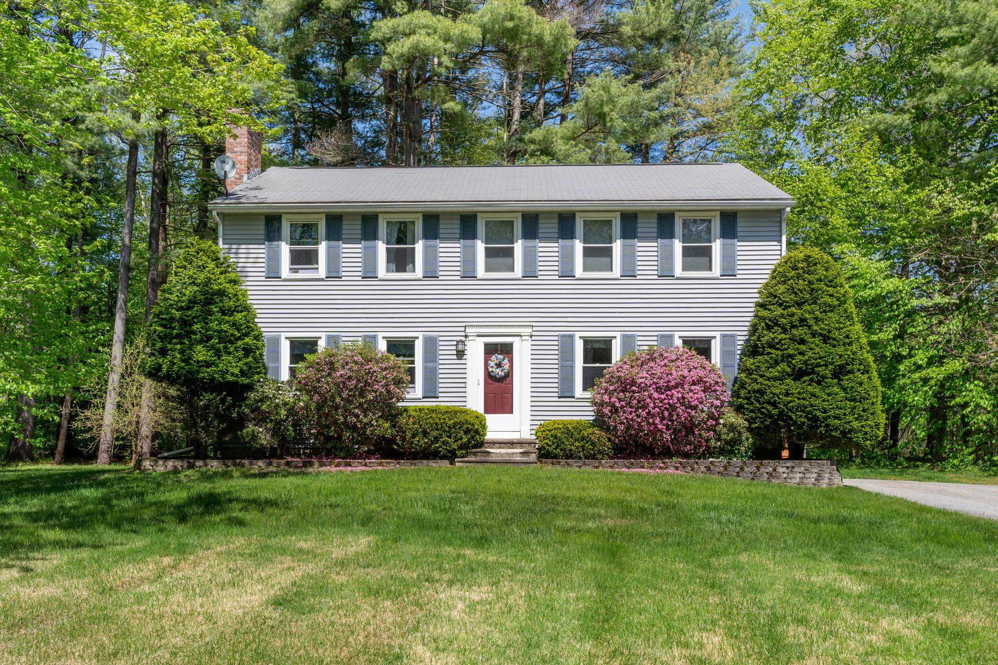 13 Hickory Road Hampstead, NH 03841 - Photo 7 of 32
