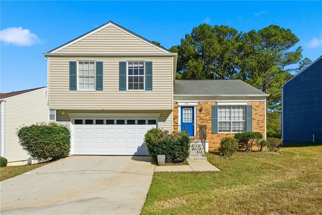 $235,000 | 672 Stonebridge Loop, Lithonia, GA 30058