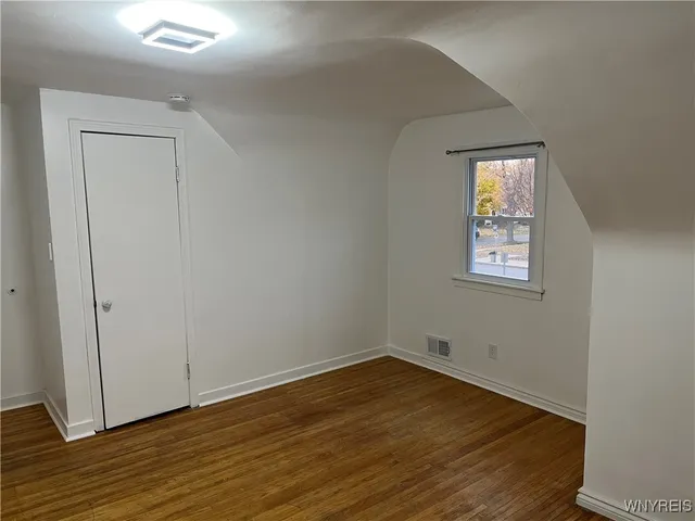 $2,400 | 368 Grover Cleveland Highway, Amherst, NY 14226