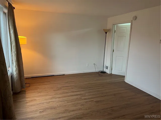 $2,400 | 368 Grover Cleveland Highway, Amherst, NY 14226