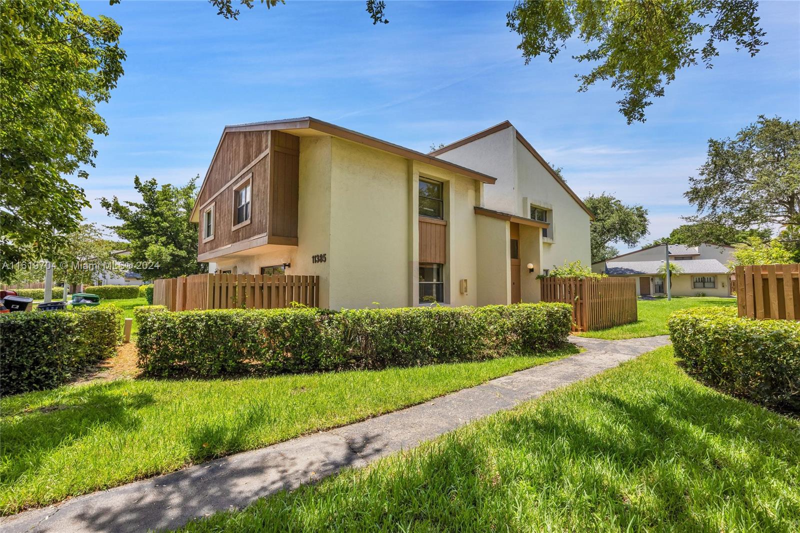 11385 Southwest 109th Road, Unit 44E Miami, FL 33176 - Photo 21 of 51 Gallery Image 21