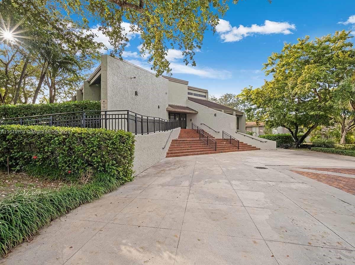 11385 Southwest 109th Road, Unit 44E Miami, FL 33176 - Photo 7 of 51 Gallery Image 7