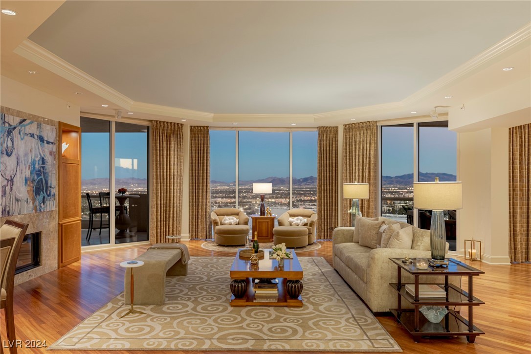 2877 Paradise Road, Unit 3203 Las Vegas, NV 89109 - Photo 54 of 70 evening