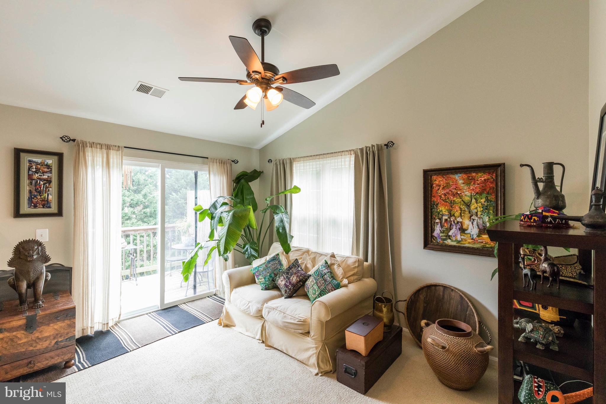 759 Cedar Crest Drive Warrenton, VA 20186 - Photo 12 of 26 Light and bright