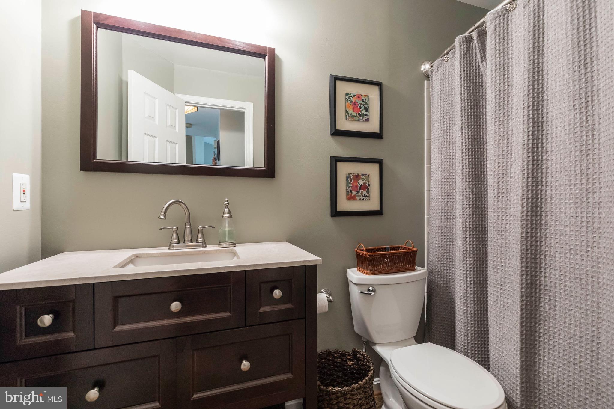 759 Cedar Crest Drive Warrenton, VA 20186 - Photo 14 of 26 Great Bathroom