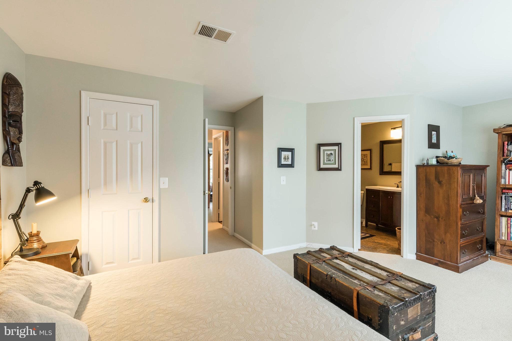 759 Cedar Crest Drive Warrenton, VA 20186 - Photo 18 of 26 Light and bright space