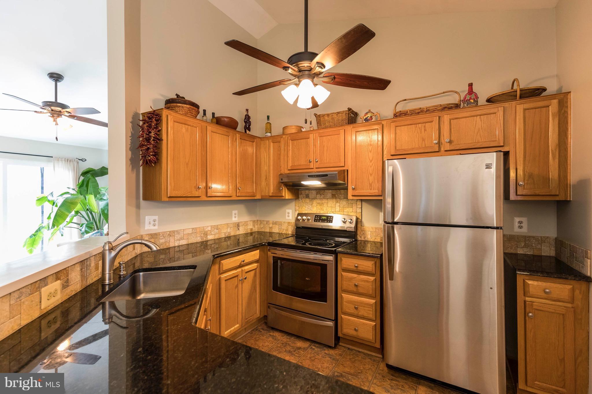 759 Cedar Crest Drive Warrenton, VA 20186 - Photo 3 of 26 Gourmet Kitchen New Refrigerator