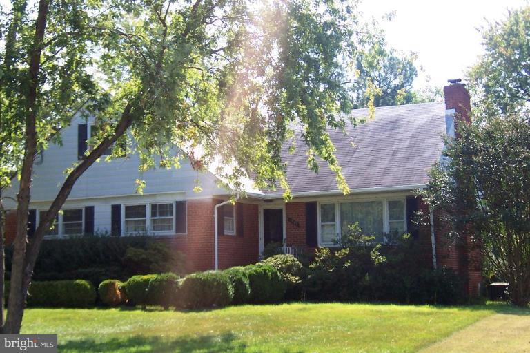 1901 Elton Road Adelphi, MD 20783 - Photo 1 of 27 Exterior (Main)