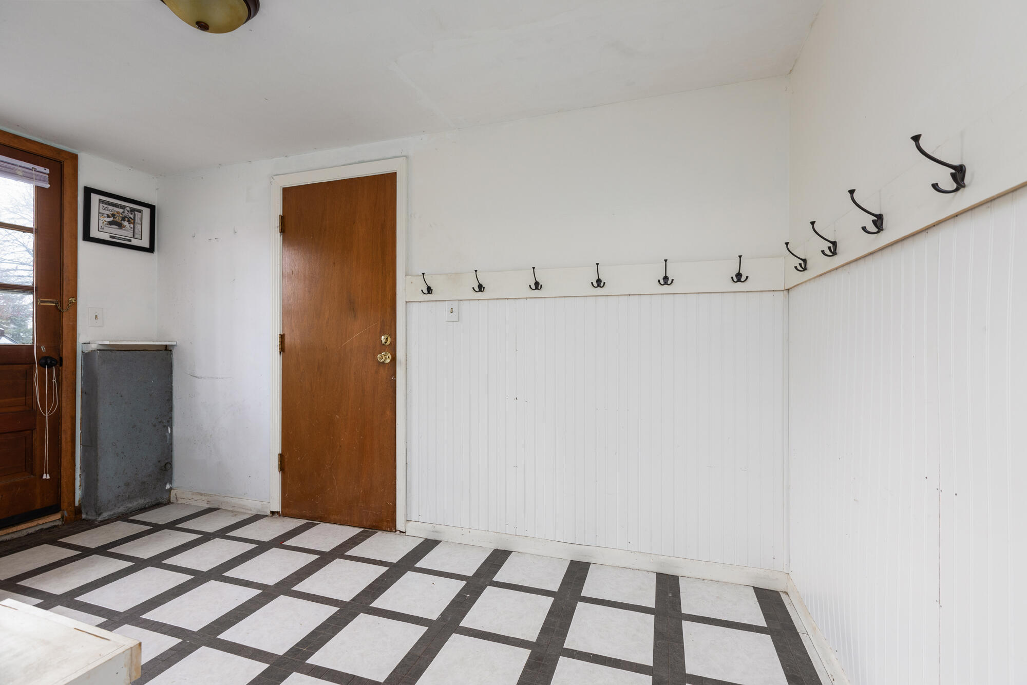 28 Valley Road Cape Elizabeth, ME 04107 - Photo 29 of 38 Mudroom