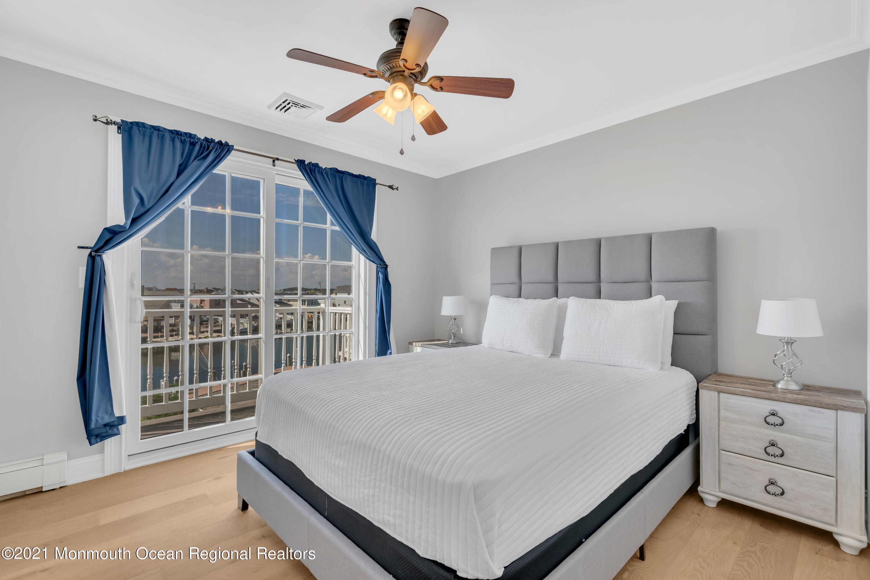 43 Woodhaven Road Toms River, NJ 08753 - Photo 33 of 67 a bedroom with a large bed and a window