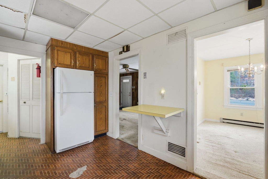 1199 Franklin Road Fitchburg, MA 01420 - Photo 16 of 33