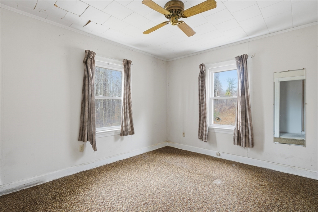 1199 Franklin Road Fitchburg, MA 01420 - Photo 20 of 33