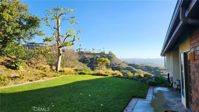 a view of sky from balcony
