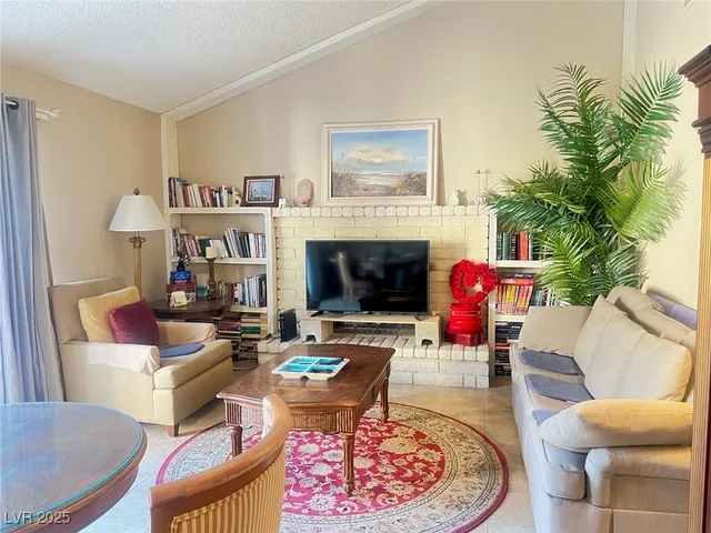 $3,600 | 5315 Winston Drive, Las Vegas, NV 89103