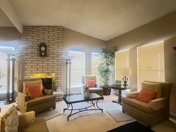 $3,395 | 5315 Winston Drive, Las Vegas, NV 89103