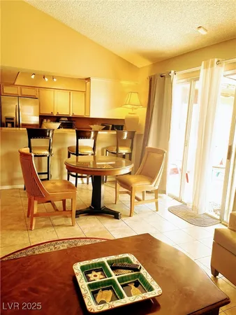 $3,395 | 5315 Winston Drive, Las Vegas, NV 89103