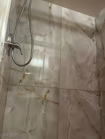 $3,395 | 5315 Winston Drive, Las Vegas, NV 89103