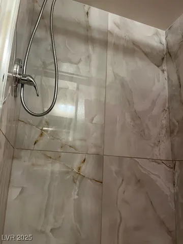 $3,600 | 5315 Winston Drive, Las Vegas, NV 89103