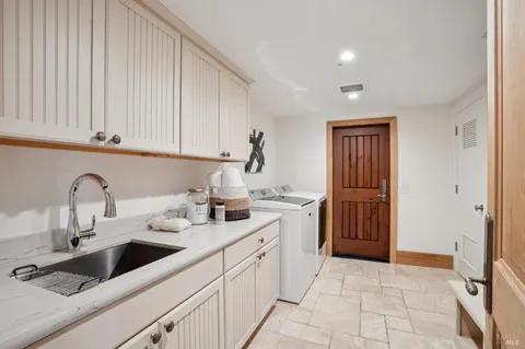 $3,590,000 | 6 Hunter Creek, Fairfax, CA 94930