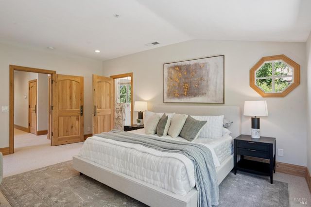 $3,590,000 | 6 Hunter Creek, Fairfax, CA 94930