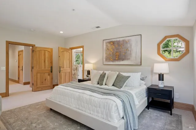 $3,590,000 | 6 Hunter Creek, Fairfax, CA 94930