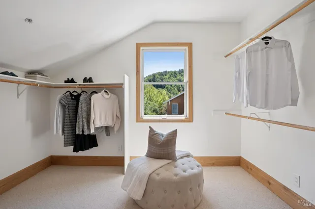 $3,590,000 | 6 Hunter Creek, Fairfax, CA 94930