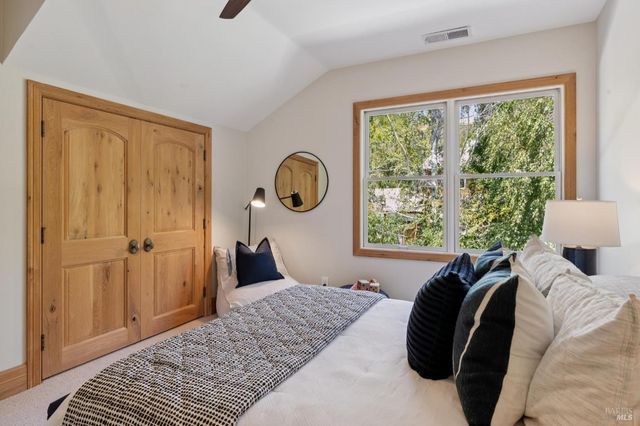 $3,590,000 | 6 Hunter Creek, Fairfax, CA 94930