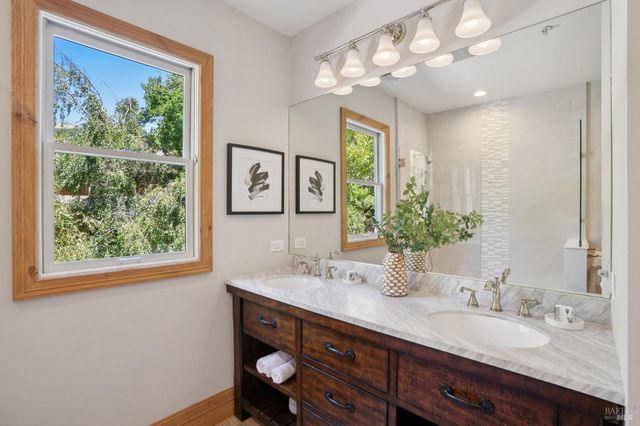 $3,590,000 | 6 Hunter Creek, Fairfax, CA 94930