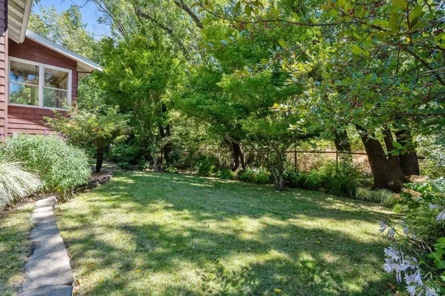 $3,590,000 | 6 Hunter Creek, Fairfax, CA 94930