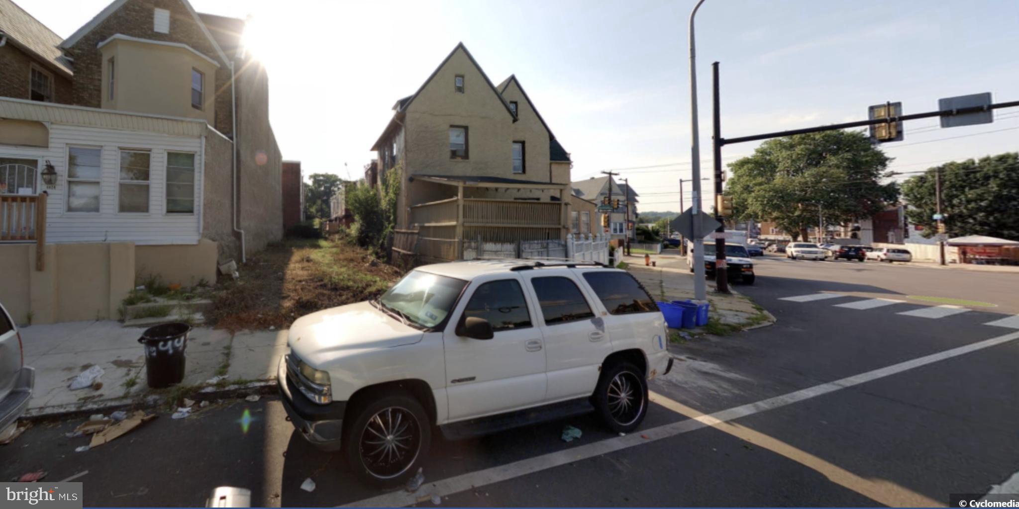 4426 Old York Road Philadelphia, PA 19140 - Photo 4 of 7 Urban corner with potential for renewal.