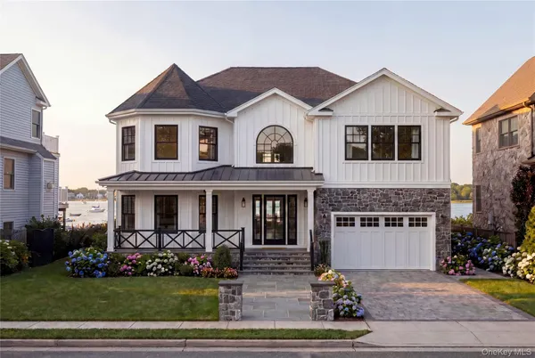$1,900,000 | 5 Division Avenue, Massapequa, NY 11758