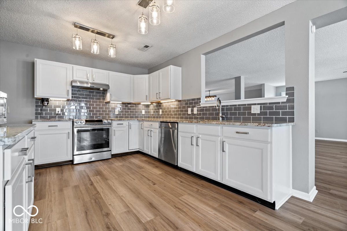 8064 West Campfire Drive Pendleton, IN 46064 - Photo 2 of 40