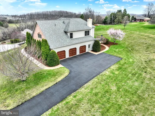 $825,000 | 750 Rydell Drive, Dallastown, PA 17313