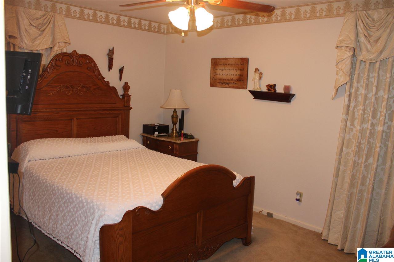 733 Porter Crest Road Graysville, AL 35073 - Photo 8 of 27