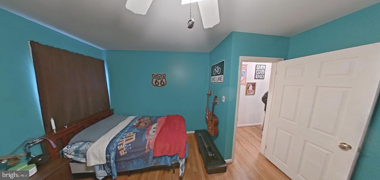 2418 Marilyn Drive Wilmington, DE 19810 - Photo 22 of 46 a bedroom with a bed and a closet