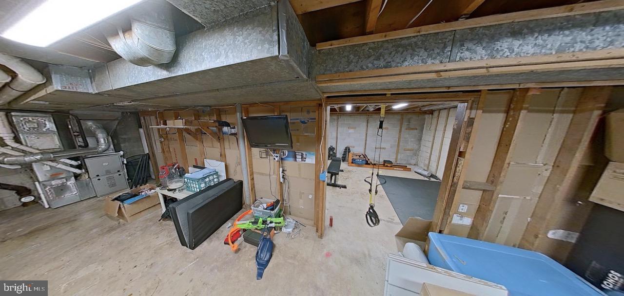 2418 Marilyn Drive Wilmington, DE 19810 - Photo 27 of 46 a view of kitchen