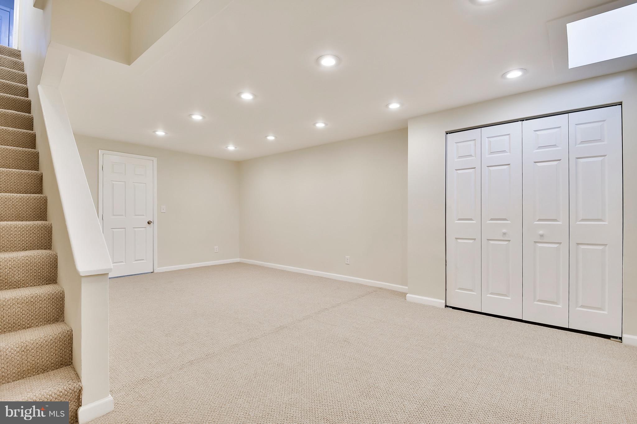227 Old Riverside Road Baltimore, MD 21225 - Photo 11 of 20 a view of an empty room