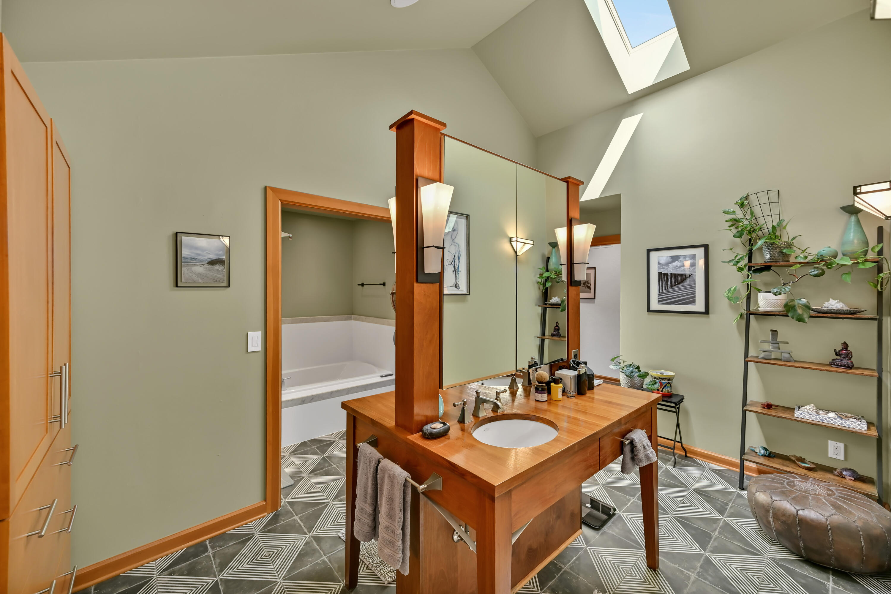 12138 North River Road Mequon, WI 53092 - Photo 33 of 99 DZ12138-19