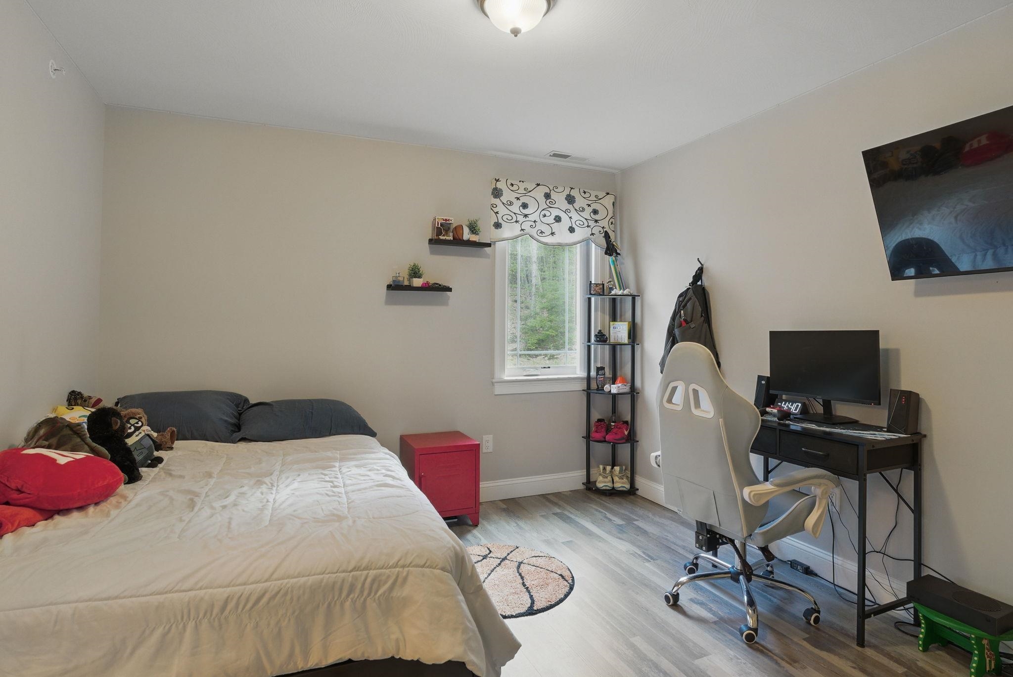 90 Indian Falls Road New Boston, NH 03070 - Photo 30 of 36 Gallery Image 30