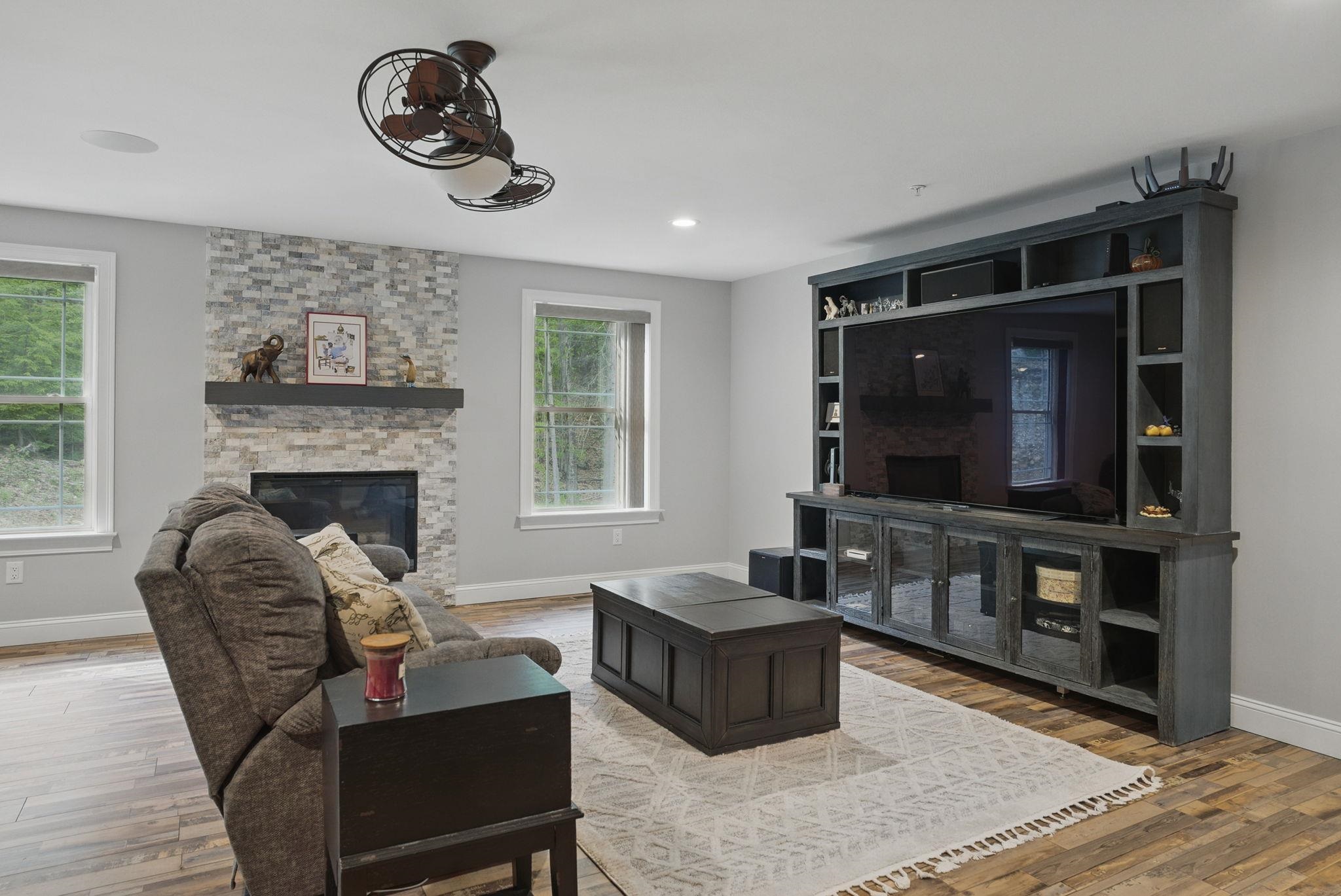 90 Indian Falls Road New Boston, NH 03070 - Photo 7 of 36 Gallery Image 7