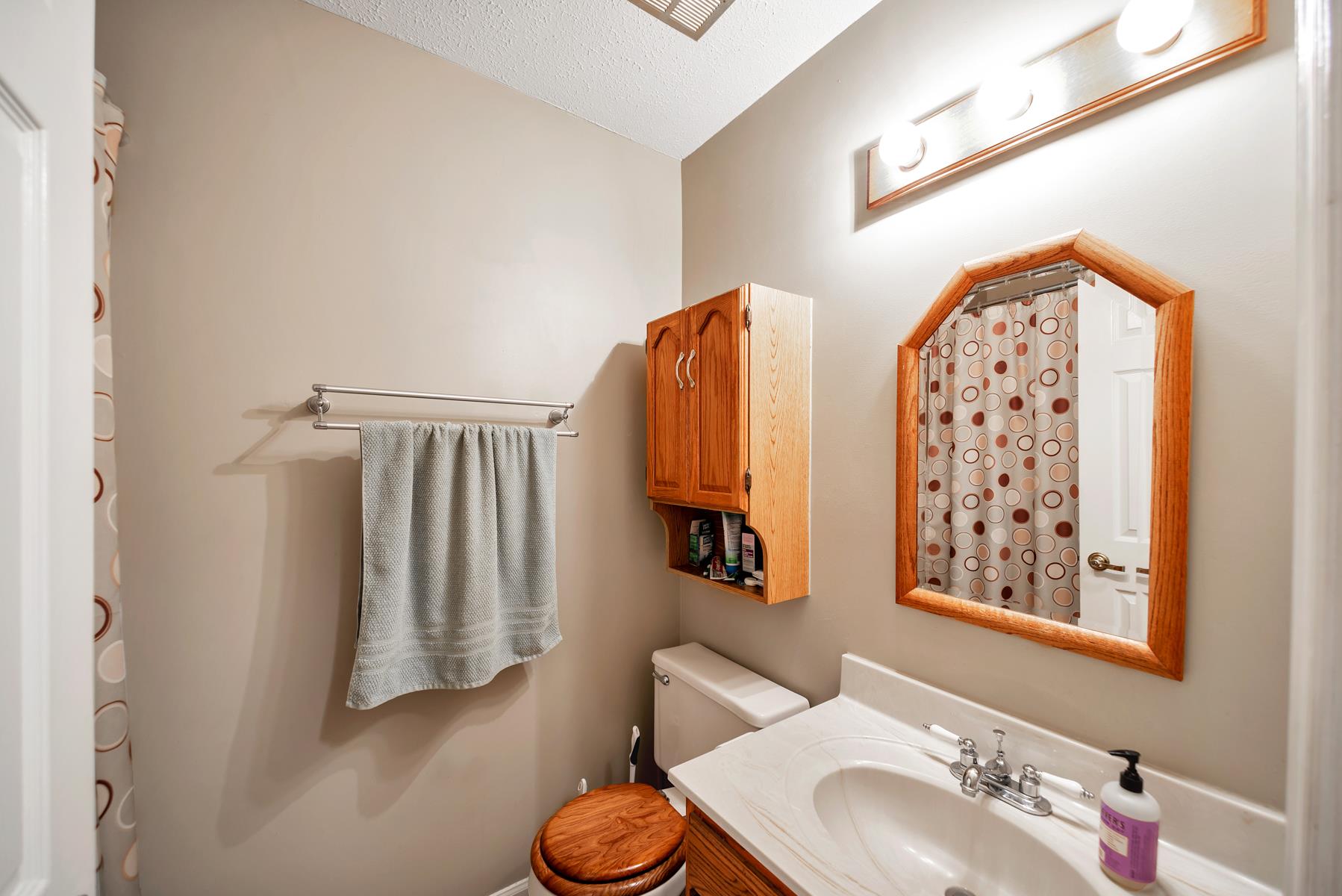 1115 Kathryn Road Mount Juliet, TN 37122 - Photo 12 of 21 Full bath #2 downstairs.