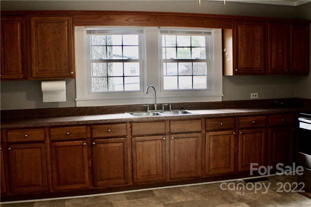 146 Ledbetter Road Spindale, NC 28160 - Photo 8 of 34 Gallery Image 8