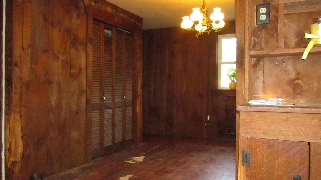 157 Wapping Road Kingston, MA 02364 - Photo 7 of 14