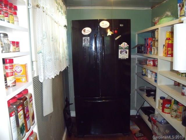 493 Reservoir Road Marion, NC 28752 - Photo 12 of 21 Gallery Image 12