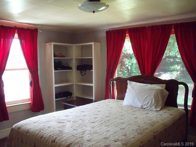 493 Reservoir Road Marion, NC 28752 - Photo 13 of 21 Gallery Image 13
