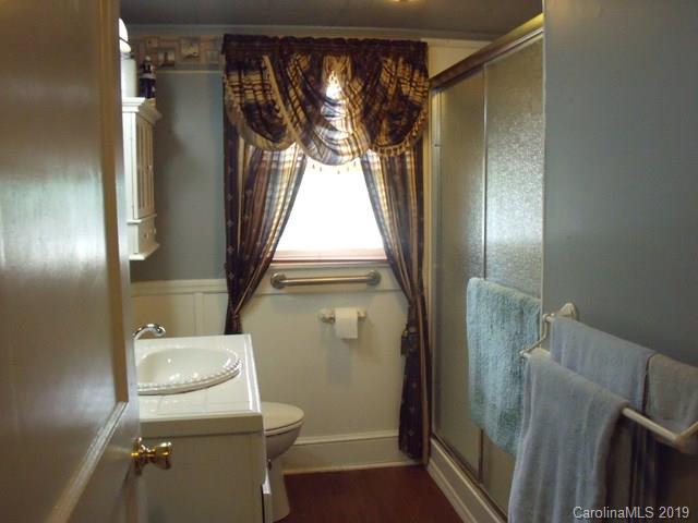 493 Reservoir Road Marion, NC 28752 - Photo 14 of 21 Gallery Image 14